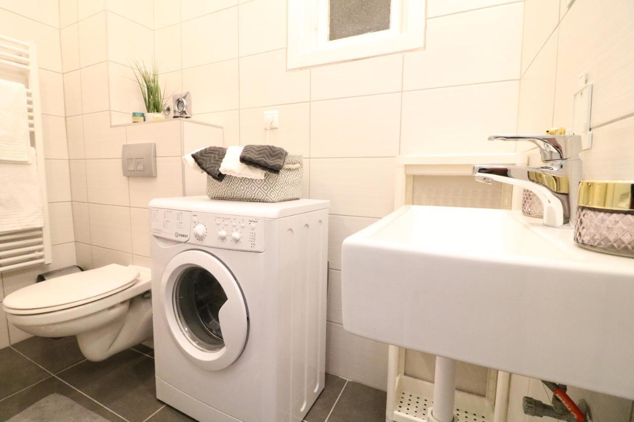 Real Apartments Wesselenyi IV บูดาเปสต์ ภายนอก รูปภาพ